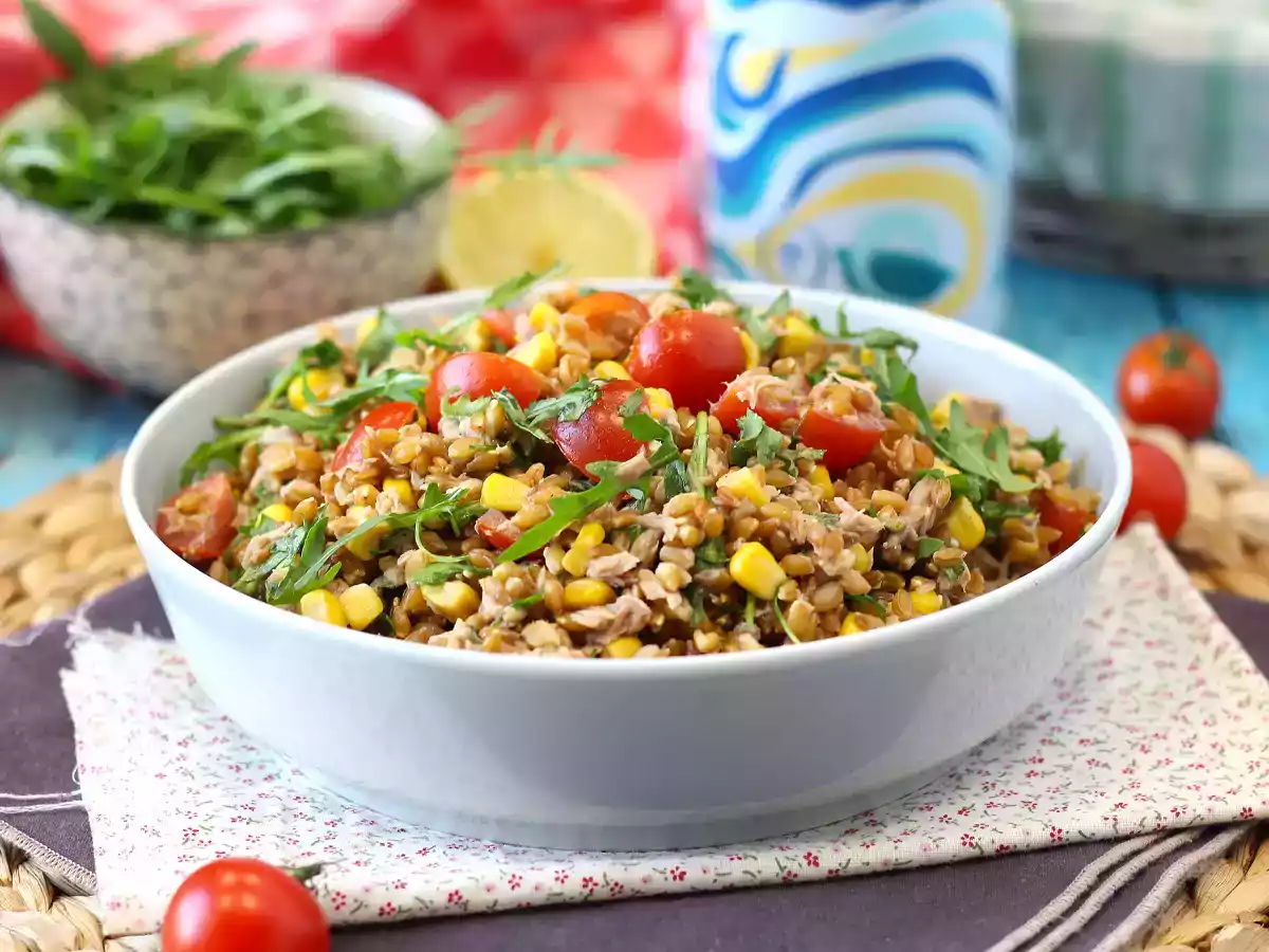 Spelt- og tunsalat: let, velsmagende og perfekt opskrift året rundt
