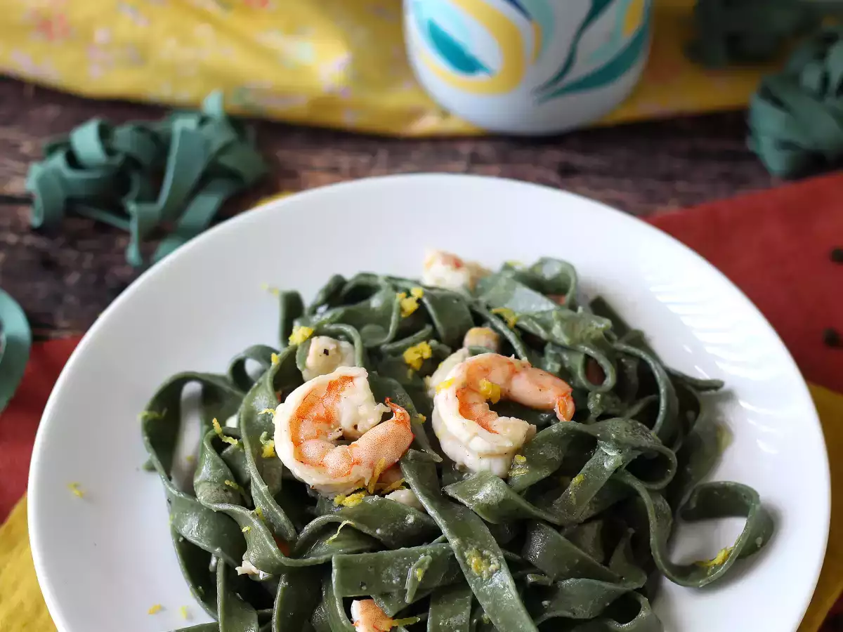 Spirulinapasta med rejer og citron – en næringsrig hovedret med en unik smag - foto 2