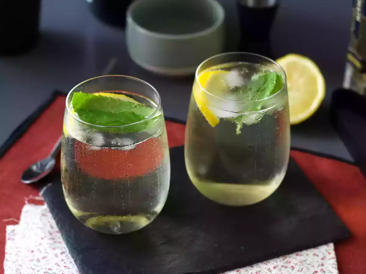 Spritz St-Germain med hyldeblomstlikør, den ultrafriske cocktail til sommeren - foto 3