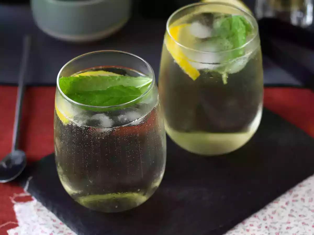 Spritz St-Germain med hyldeblomstlikør, den ultrafriske cocktail til sommeren - foto 5