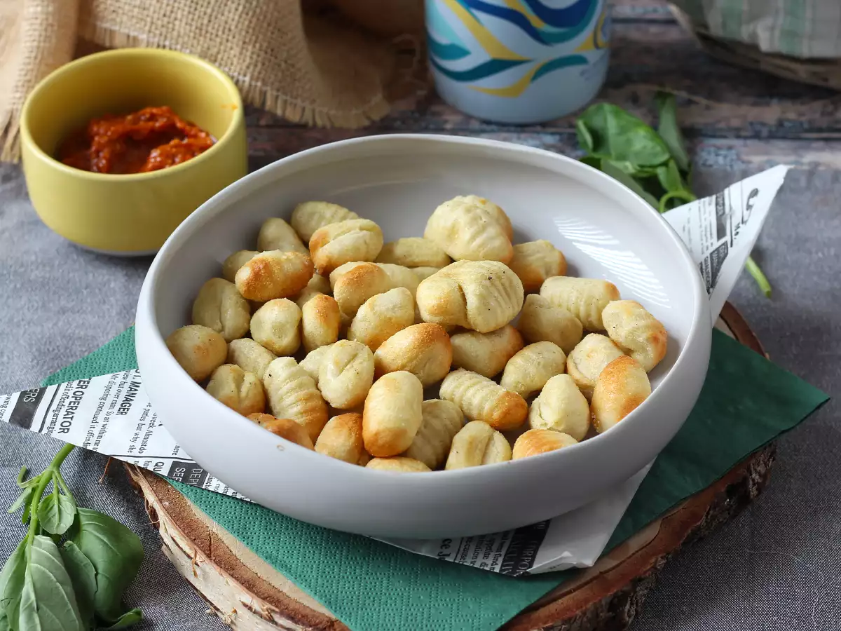 Sprøde og bløde gnocchi i airfryer – klar på kun 10 minutter!