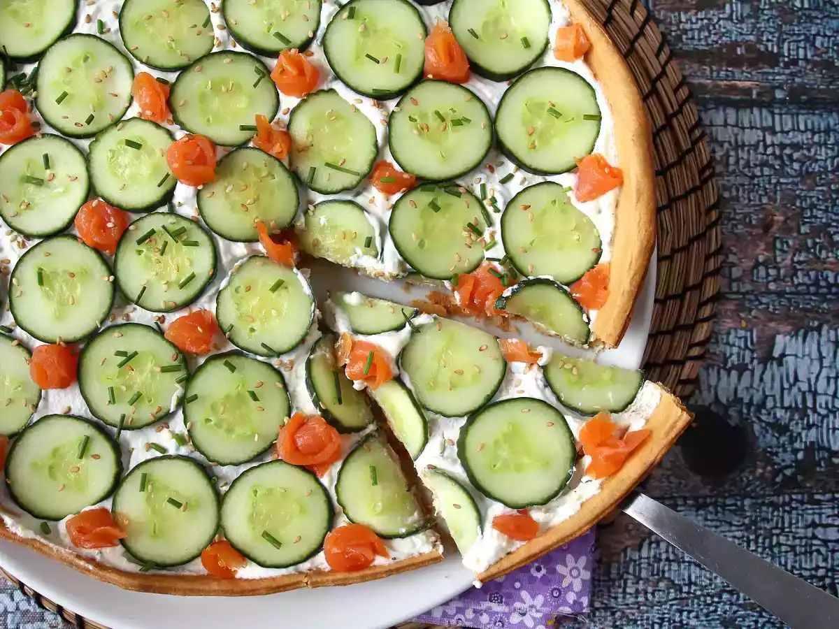 Super forfriskende sommertærte: ricotta, agurk og røget laks - foto 6