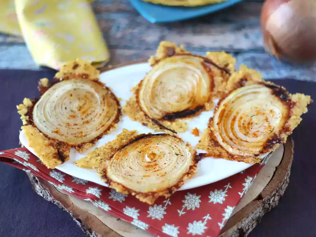 Super sprøde hjemmelavede løg- og parmesanchips - foto 2