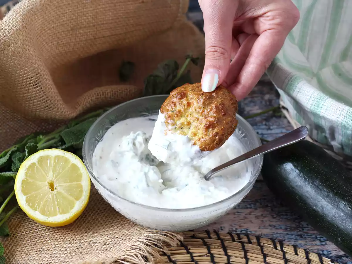 Superfrisk yoghurt, feta, citron og myntesauce! - foto 2
