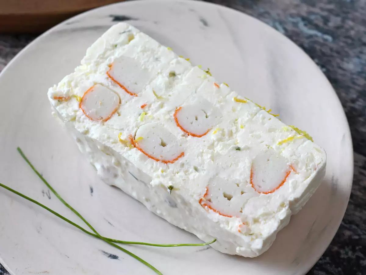 Surimi-terrine uden tilberedning: en nem kold forret, der er perfekt til sommeren - foto 2