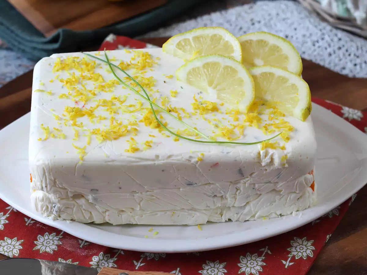 Surimi-terrine uden tilberedning: en nem kold forret, der er perfekt til sommeren - foto 4