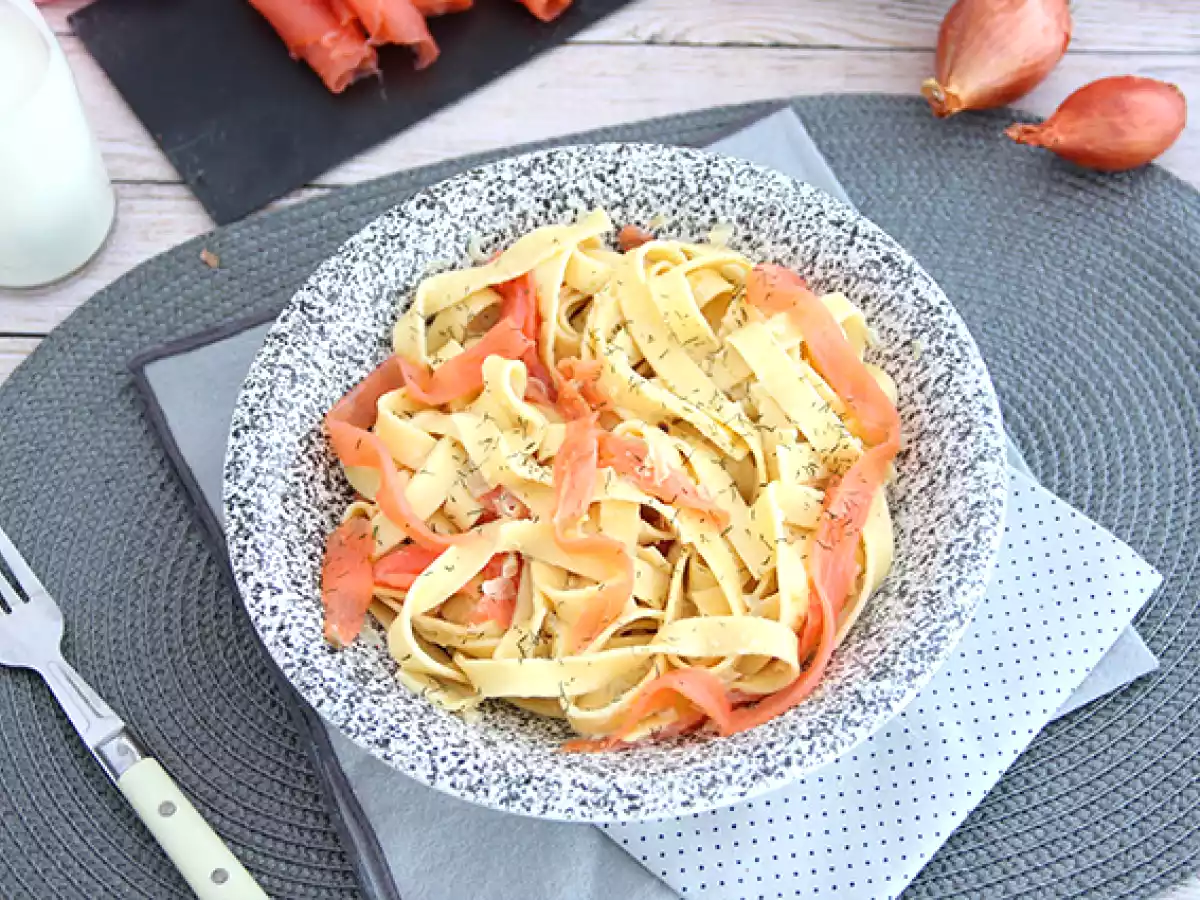 Tagliatelle med røget laks og dild - foto 5