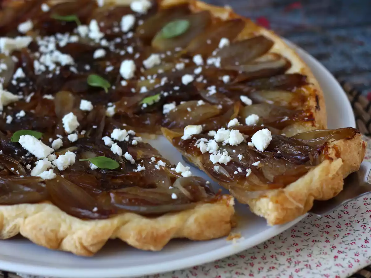 Tarte tatin med skalotteløg og feta, den uimodståelige salte version! - foto 3