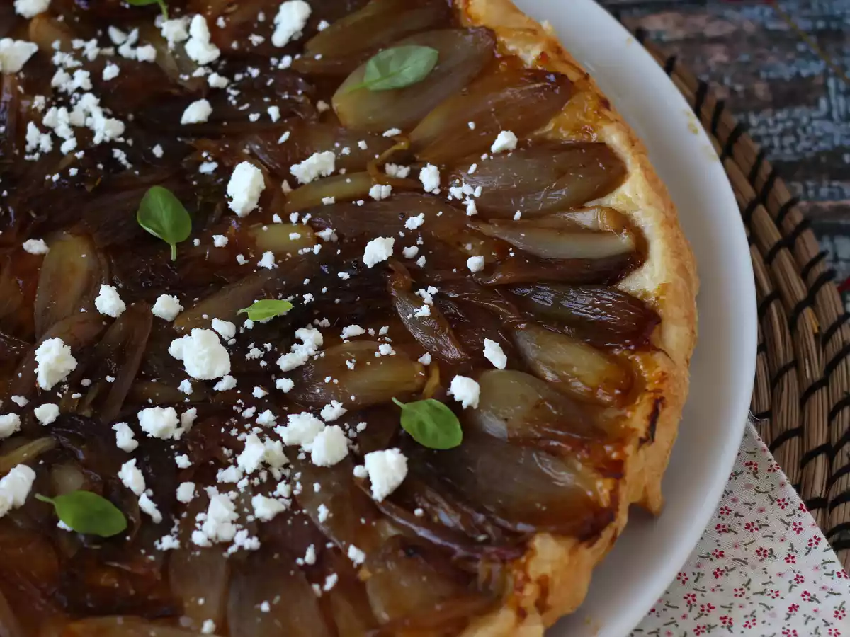 Tarte tatin med skalotteløg og feta, den uimodståelige salte version! - foto 4