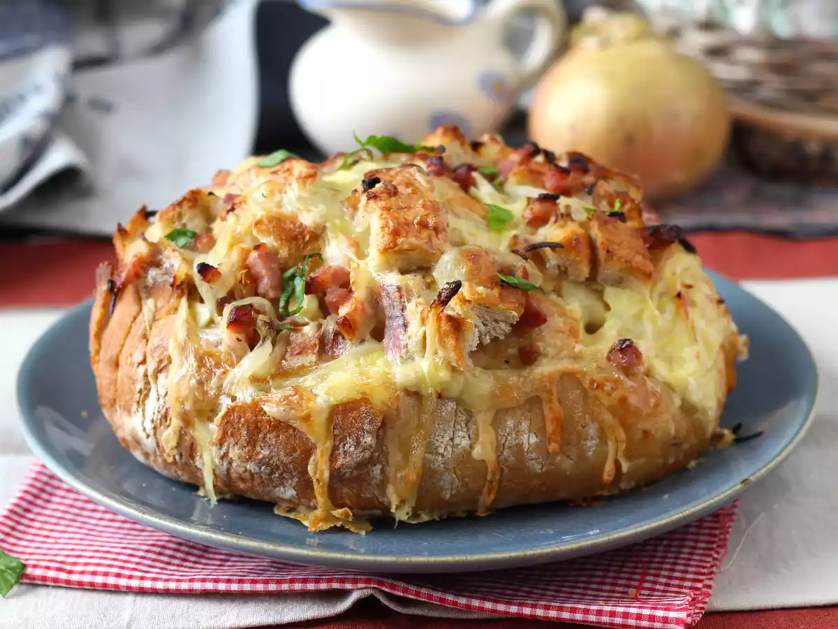Tartiflette-agtigt fyldt pindsvinebrød - foto 2