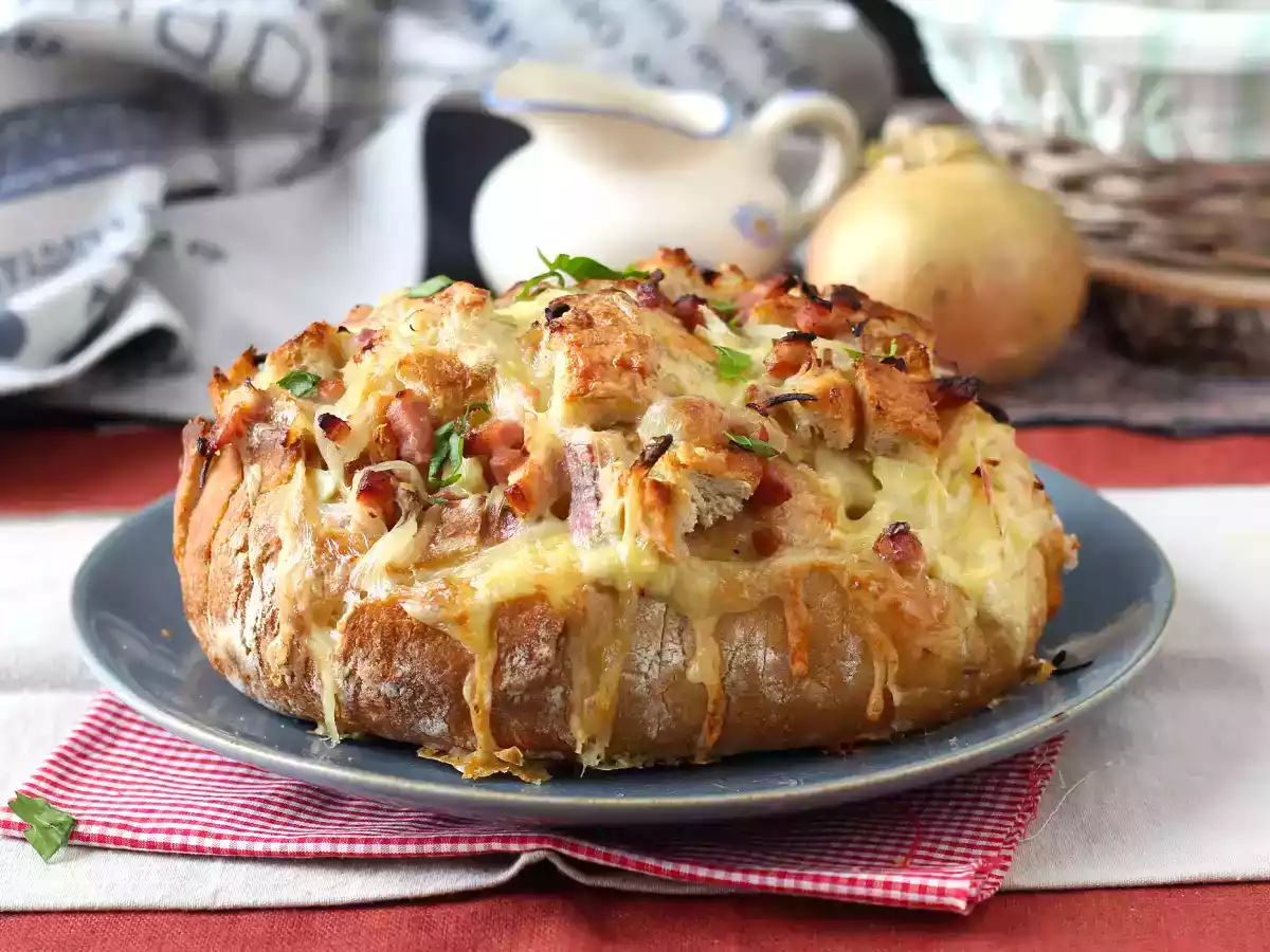 Tartiflette-agtigt fyldt pindsvinebrød - foto 4