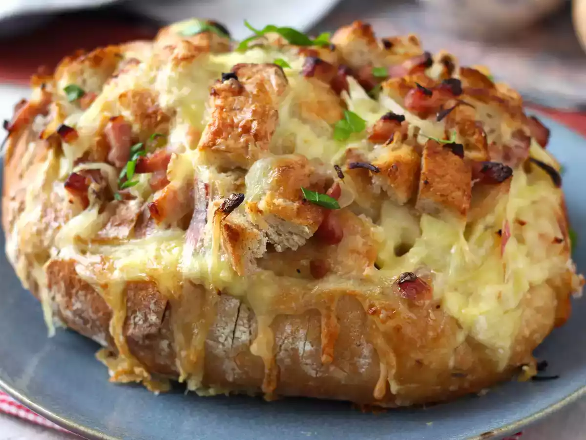 Tartiflette-agtigt fyldt pindsvinebrød - foto 5