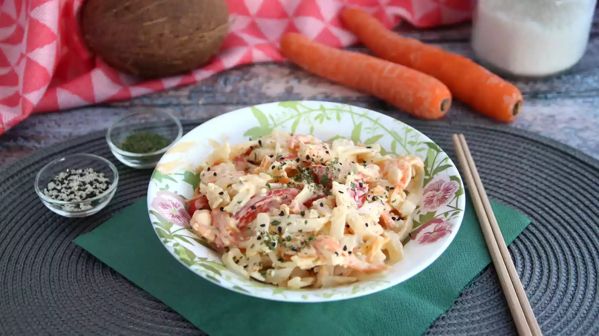 Thai pasta (nudler med kokosnøddecreme, rejer og grøntsager)