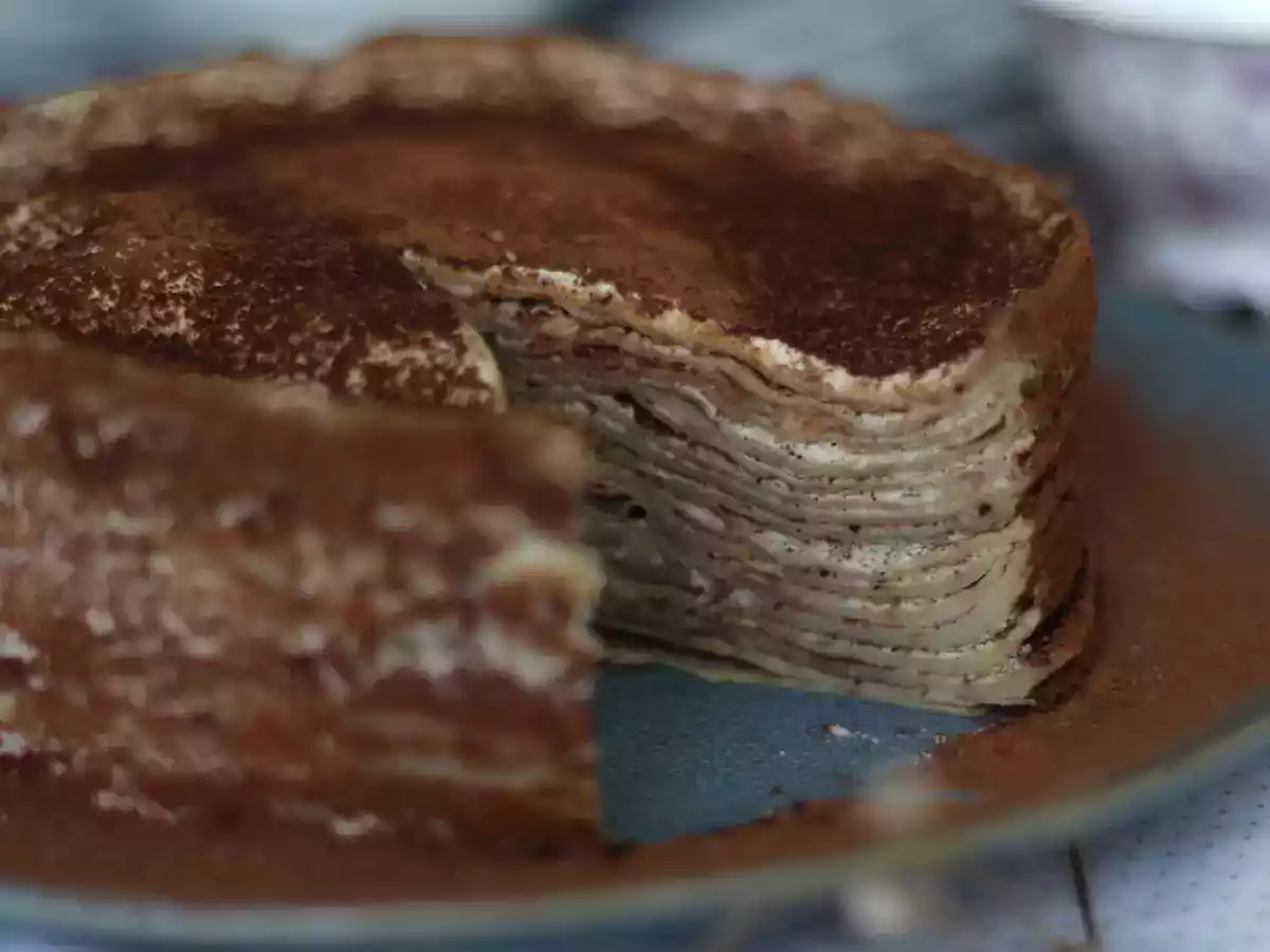 Tiramisu-agtig pandekagekage med kaffe og kakao - foto 3