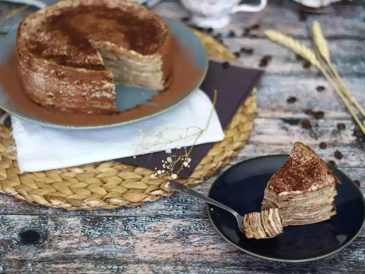 Tiramisu-agtig pandekagekage med kaffe og kakao - foto 4