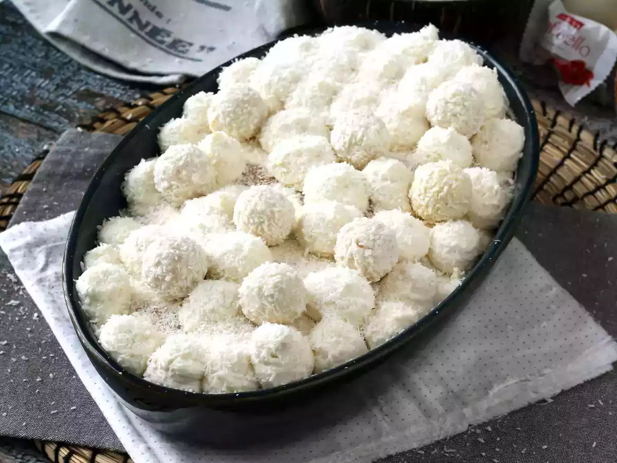 Tiramisu med kokosnød og Raffaello
