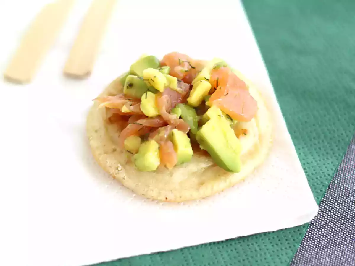 Toast med laks og avocado - foto 2
