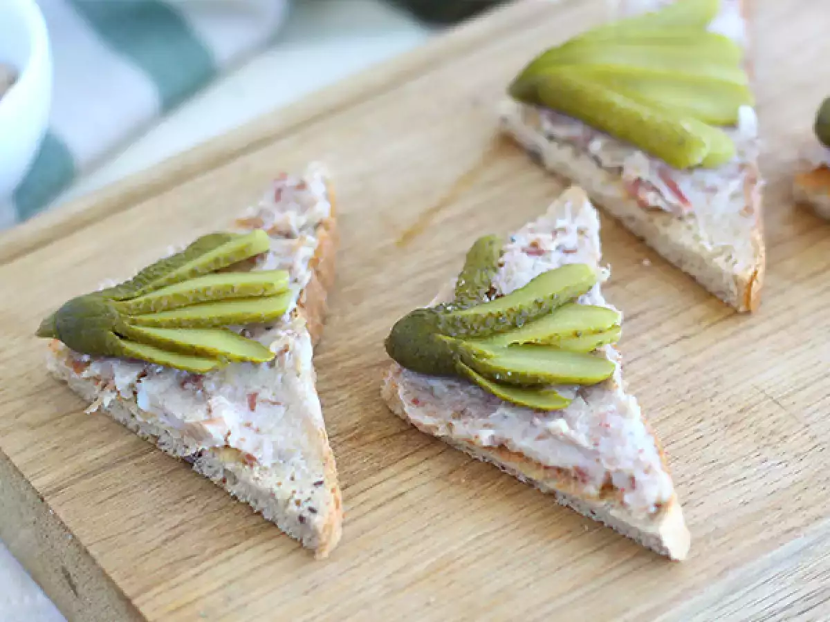 Toast med rillette og cornichoner - foto 2