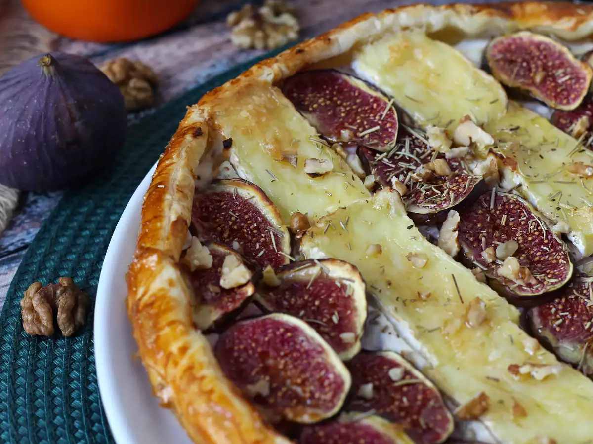 Tynd tærte med figner, brie og valnødder - foto 4