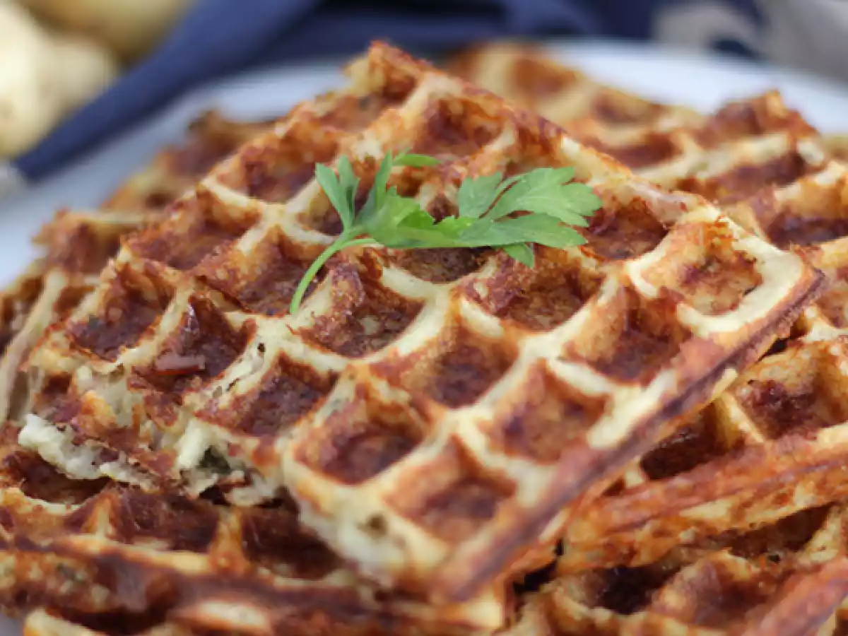 Vafler med bacon, comté og kartofler