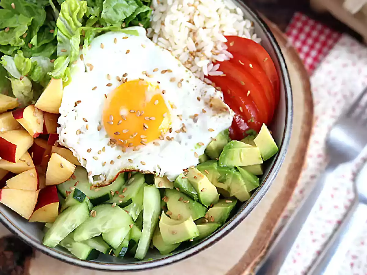 Vegetarisk Buddha-skål - En smukt afbalanceret og farverig salat! - foto 4