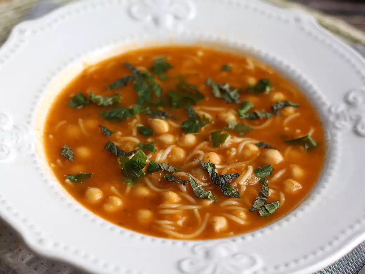Vegetarisk chorba – den aromatiske og lækre suppe par excellence! - foto 4