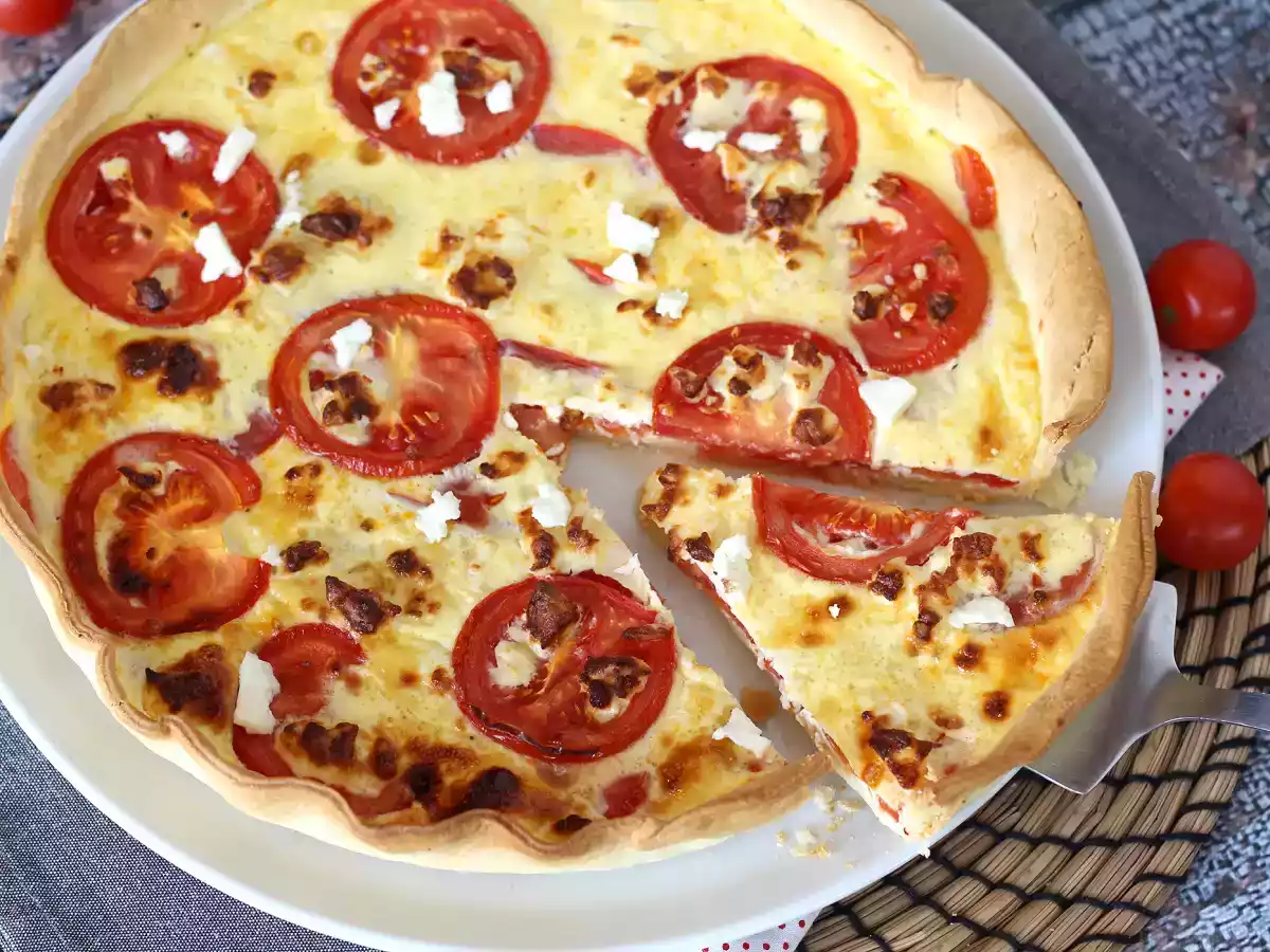 Vegetarisk quiche med tomat og feta, perfekt til at tage med på picnic! - foto 4