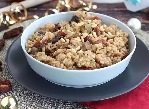 Vegetarisk risotto med soltørrede tomater og svampe