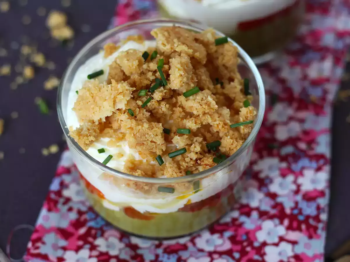 Vegetariske portionsglas med ærtecreme, parmesancrumble og mascarponecreme - foto 6