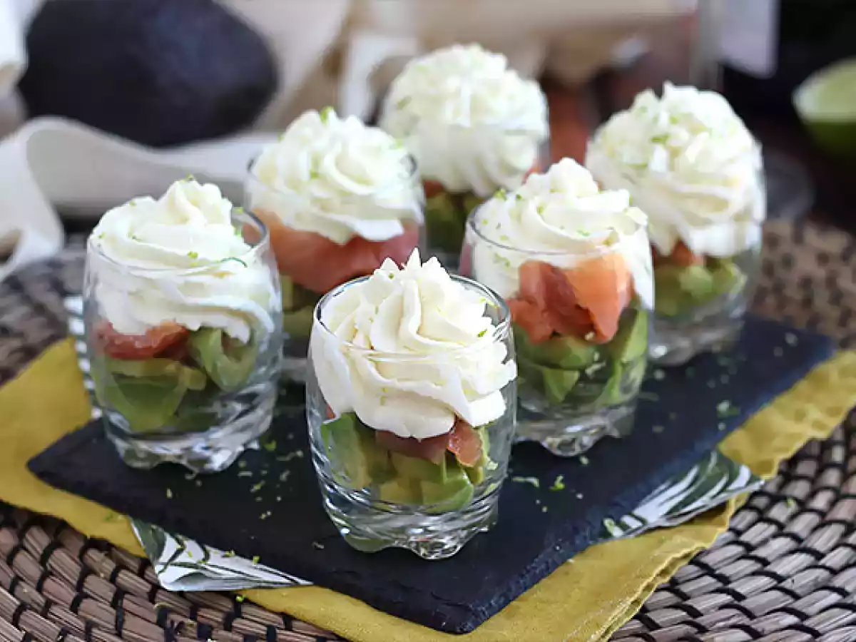 Verrines med røget laks og avocado - foto 2