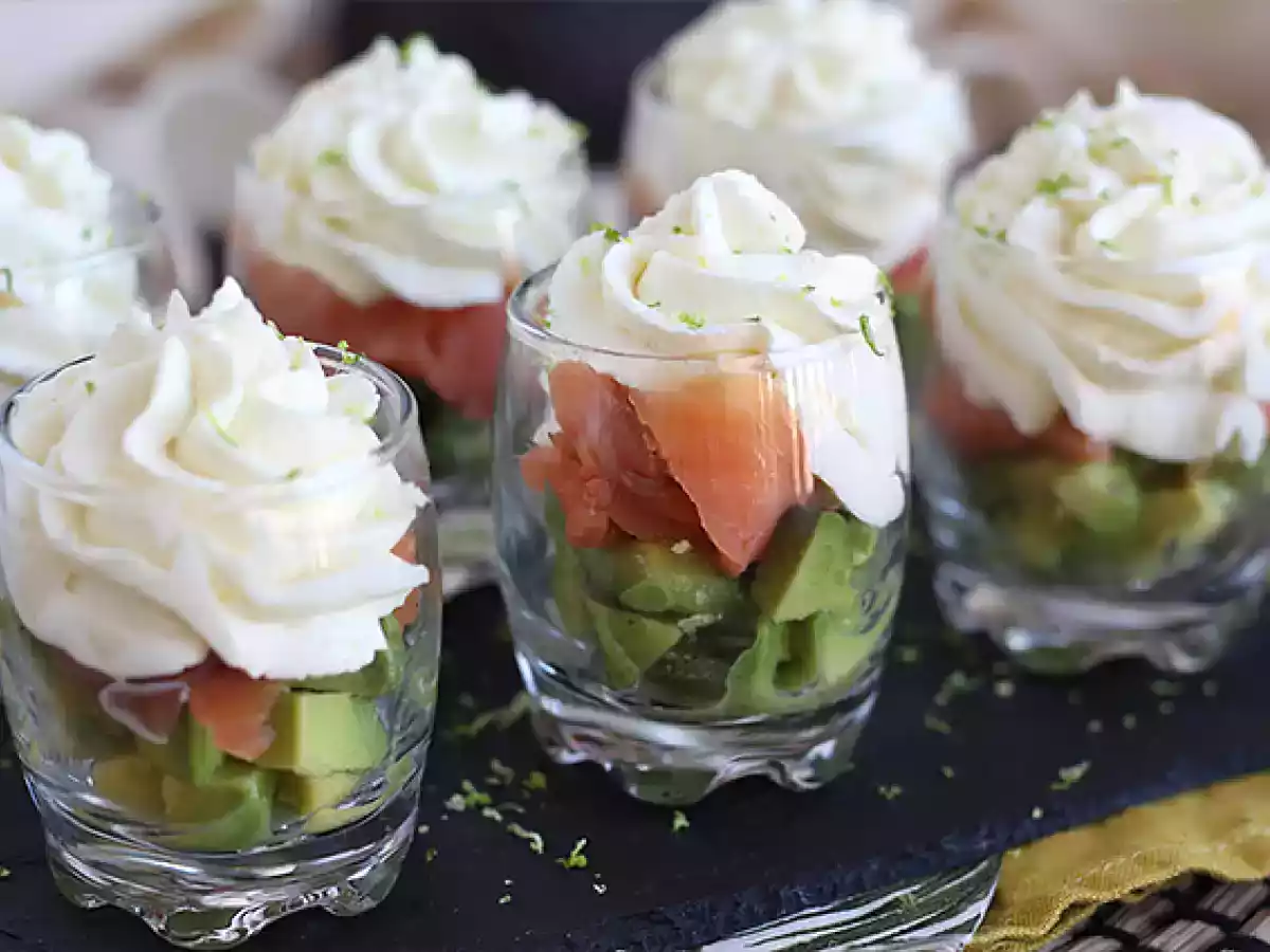 Verrines med røget laks og avocado - foto 3