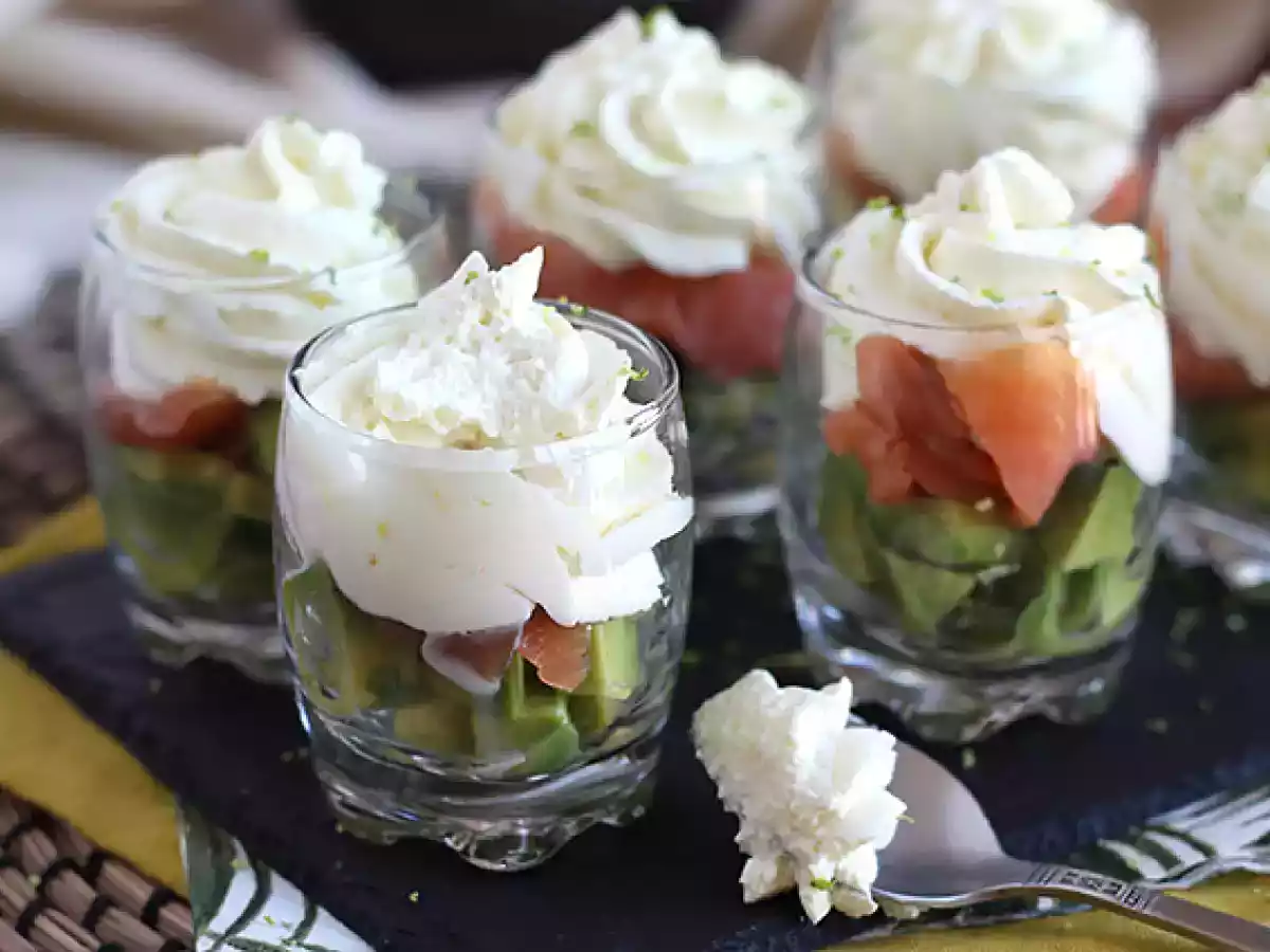Verrines med røget laks og avocado - foto 5