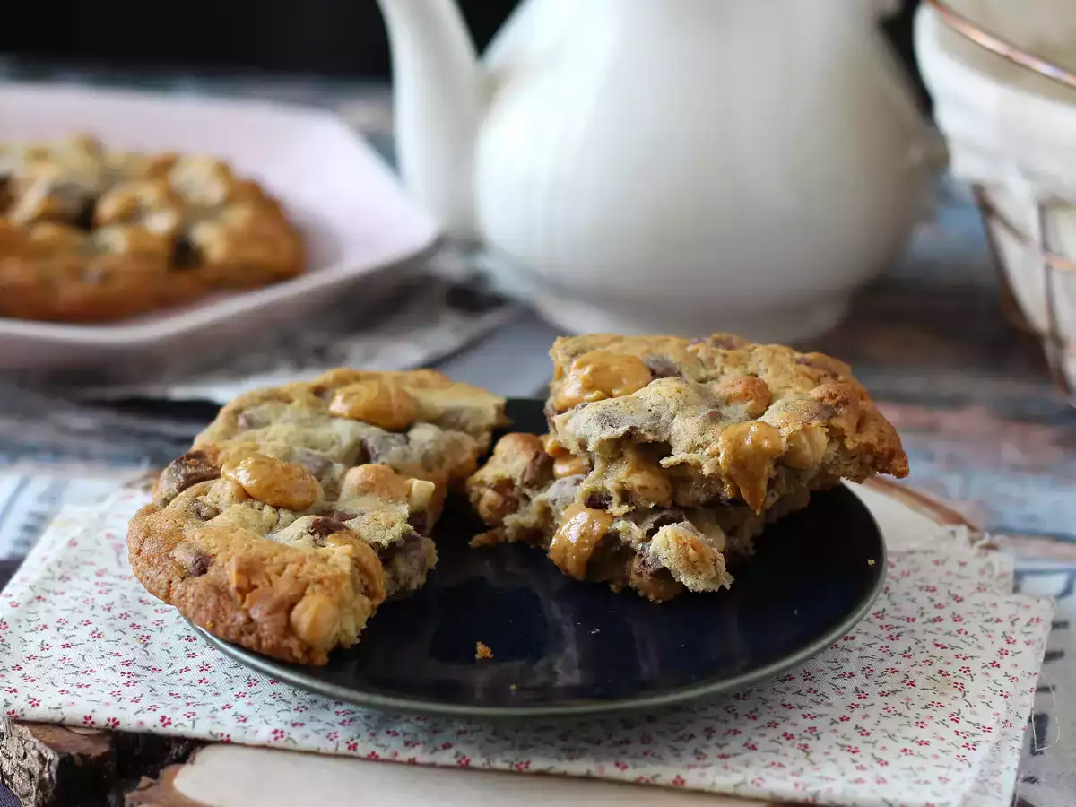 XXL-cookies med hasselnødder, mælkechokolade og praliné - foto 2