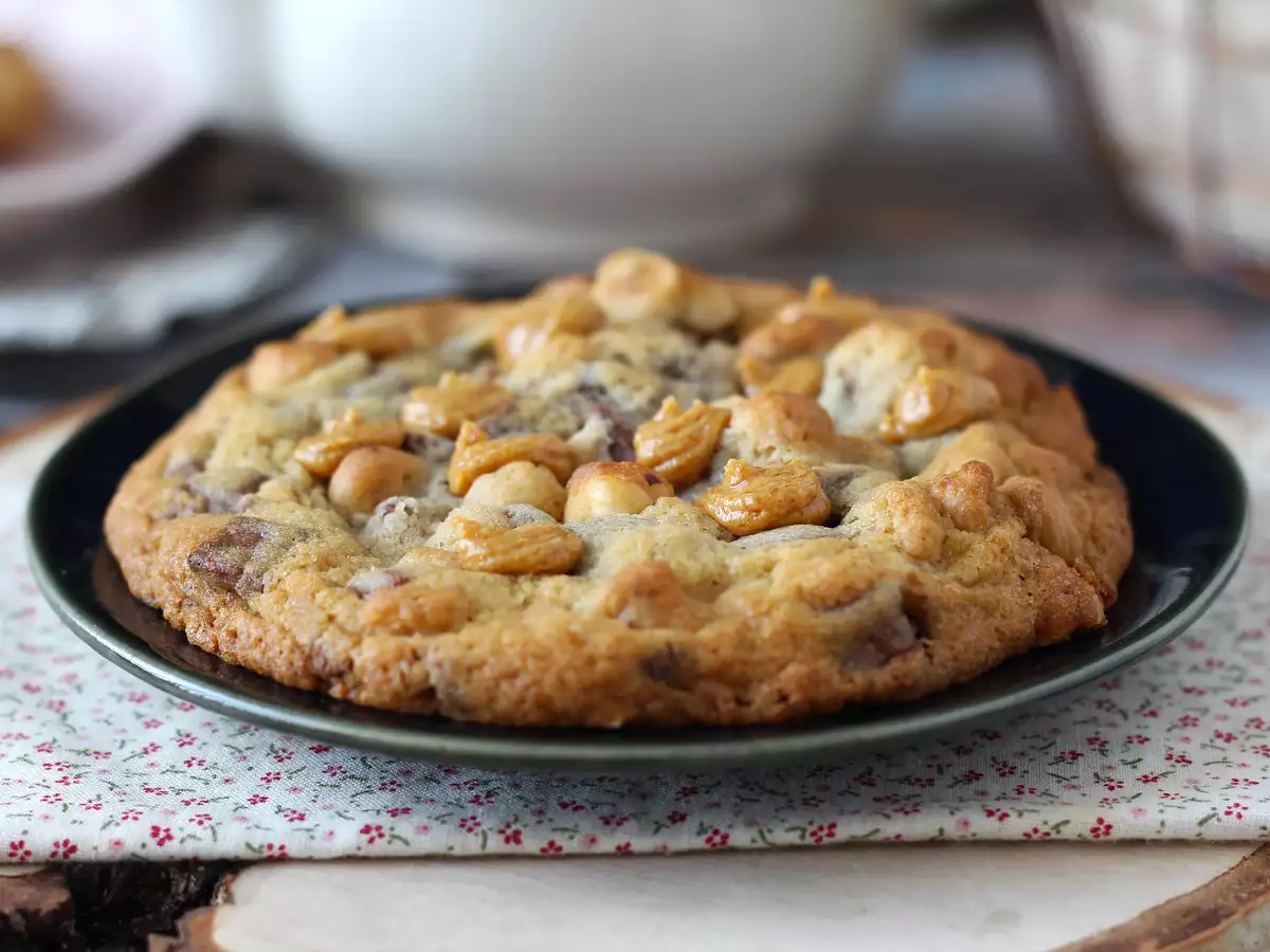 XXL-cookies med hasselnødder, mælkechokolade og praliné - foto 6